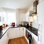 Bedroom 2, Queens Road